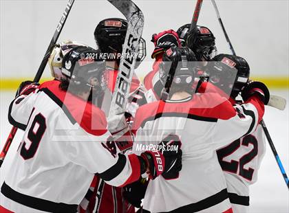 Thumbnail 3 in New Canaan @ Fairfield Warde/Ludlowe photogallery.