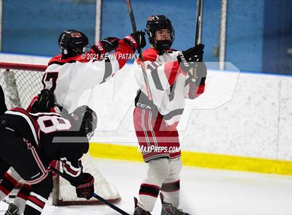 Thumbnail 3 in New Canaan @ Fairfield Warde/Ludlowe photogallery.