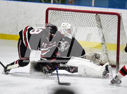 Thumbnail 2 in New Canaan @ Fairfield Warde/Ludlowe photogallery.