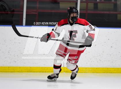 Thumbnail 3 in New Canaan @ Fairfield Warde/Ludlowe photogallery.