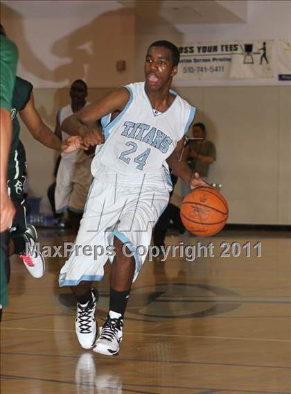 Thumbnail 2 in El Cerrito @ Hercules photogallery.
