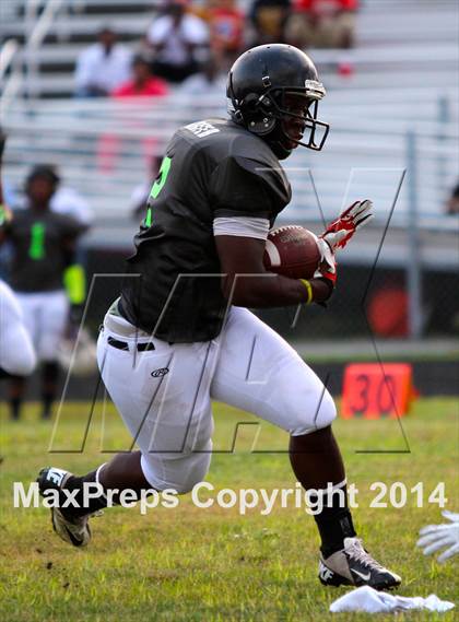 Thumbnail 3 in 757 Senior Bowl  photogallery.
