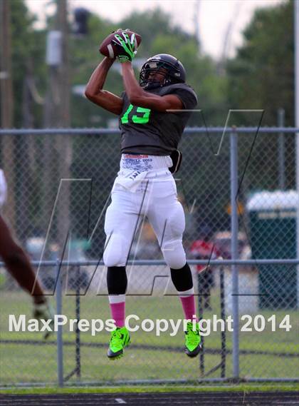 Thumbnail 2 in 757 Senior Bowl  photogallery.