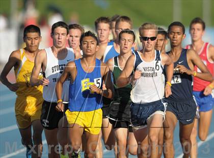 Thumbnail 2 in CIF State Track and Field Championships (Day 2 - Boys 1600m) photogallery.
