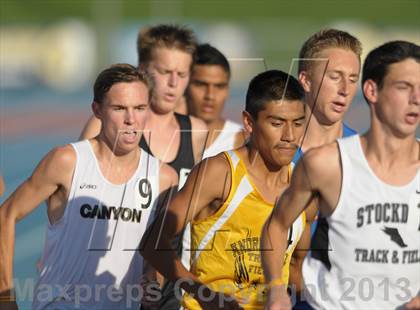 Thumbnail 2 in CIF State Track and Field Championships (Day 2 - Boys 1600m) photogallery.