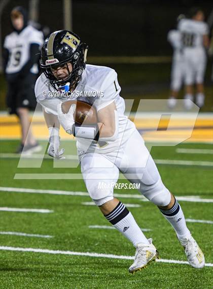 Thumbnail 3 in T.L. Hanna @ Dutch Fork (SCHSL Class AAAAA Final) photogallery.