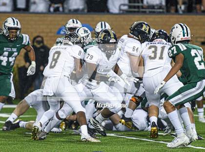 Thumbnail 2 in T.L. Hanna @ Dutch Fork (SCHSL Class AAAAA Final) photogallery.