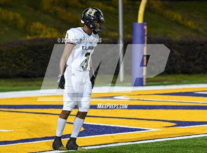 Thumbnail 2 in T.L. Hanna @ Dutch Fork (SCHSL Class AAAAA Final) photogallery.