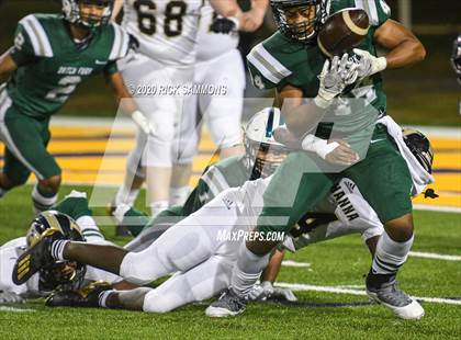 Thumbnail 1 in T.L. Hanna @ Dutch Fork (SCHSL Class AAAAA Final) photogallery.