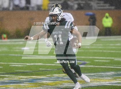 Thumbnail 3 in T.L. Hanna @ Dutch Fork (SCHSL Class AAAAA Final) photogallery.
