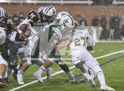 Thumbnail 2 in T.L. Hanna @ Dutch Fork (SCHSL Class AAAAA Final) photogallery.
