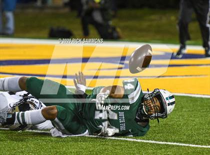 Thumbnail 3 in T.L. Hanna @ Dutch Fork (SCHSL Class AAAAA Final) photogallery.