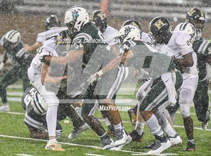 Thumbnail 2 in T.L. Hanna @ Dutch Fork (SCHSL Class AAAAA Final) photogallery.