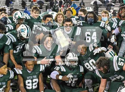 Thumbnail 3 in T.L. Hanna @ Dutch Fork (SCHSL Class AAAAA Final) photogallery.