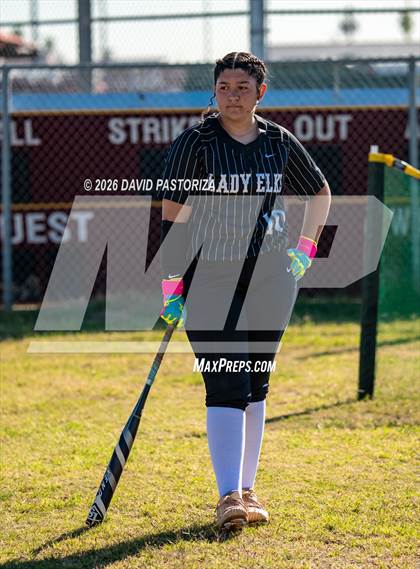 Thumbnail 2 in Payson vs Round Valley (West Valley Invitational Semifinal) photogallery.