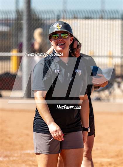 Thumbnail 3 in Payson vs Round Valley (West Valley Invitational Semifinal) photogallery.