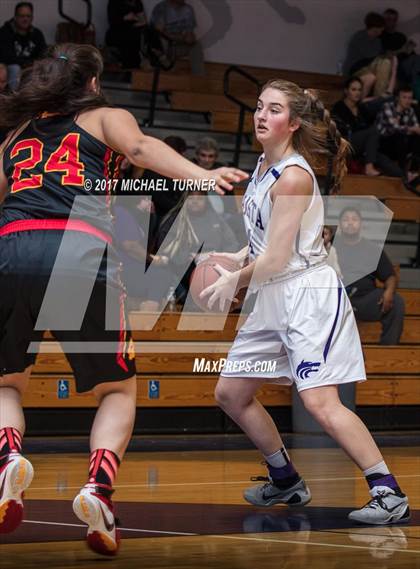 Thumbnail 3 in Chico @ Shasta photogallery.