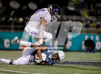 Thumbnail 2 in Helix vs. Carlsbad (CIF SDS Open Championship) photogallery.