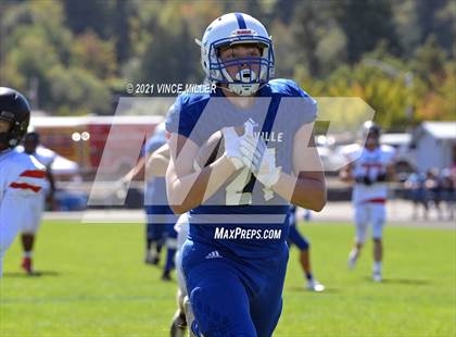 Thumbnail 2 in Orting @ Eatonville photogallery.