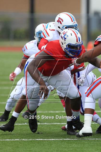 Thumbnail 2 in Archbishop Rummel vs John Curtis photogallery.