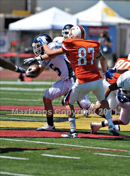 Thumbnail 3 in Timpview vs. Bakersfield (Mission Viejo Football Classic) photogallery.