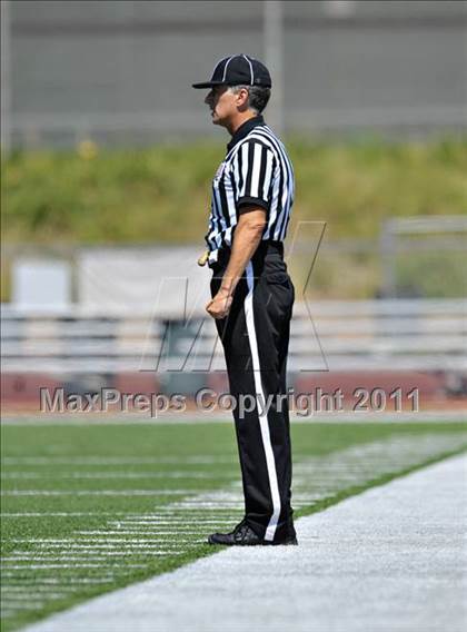 Thumbnail 3 in Timpview vs. Bakersfield (Mission Viejo Football Classic) photogallery.