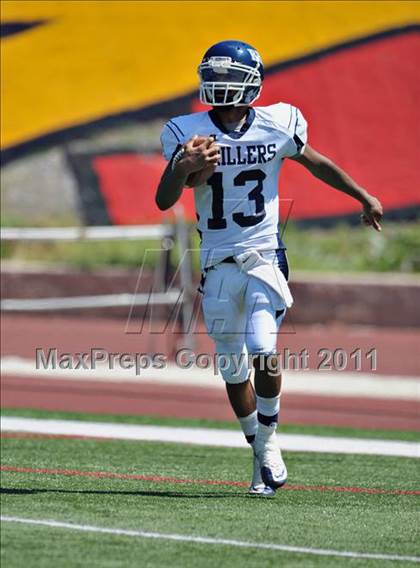 Thumbnail 1 in Timpview vs. Bakersfield (Mission Viejo Football Classic) photogallery.