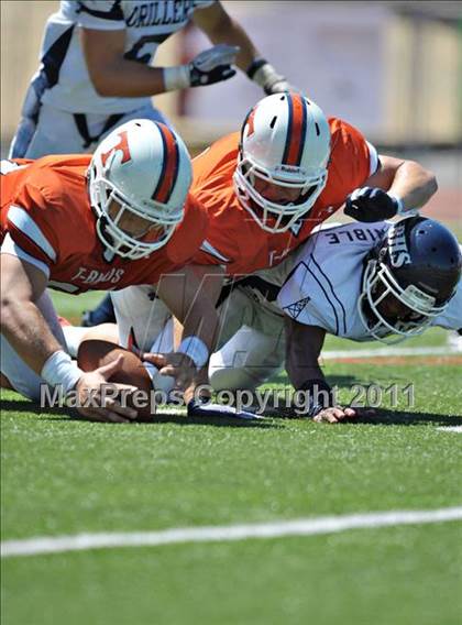Thumbnail 1 in Timpview vs. Bakersfield (Mission Viejo Football Classic) photogallery.