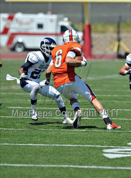 Thumbnail 2 in Timpview vs. Bakersfield (Mission Viejo Football Classic) photogallery.