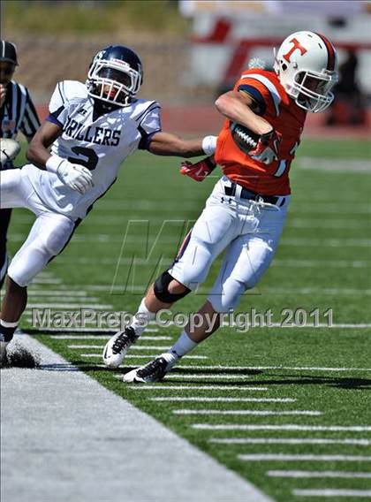 Thumbnail 3 in Timpview vs. Bakersfield (Mission Viejo Football Classic) photogallery.