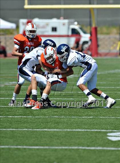 Thumbnail 2 in Timpview vs. Bakersfield (Mission Viejo Football Classic) photogallery.