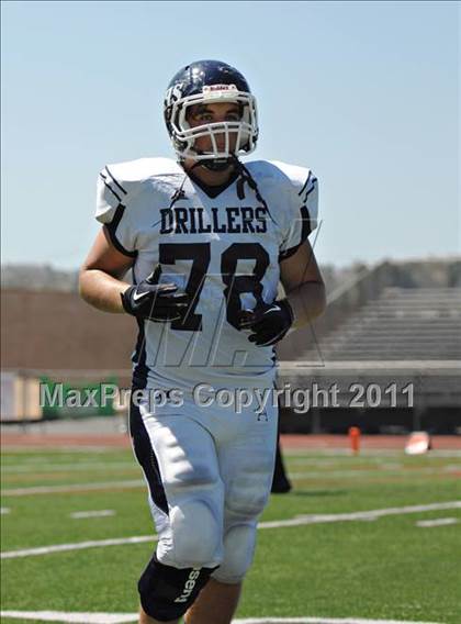 Thumbnail 3 in Timpview vs. Bakersfield (Mission Viejo Football Classic) photogallery.