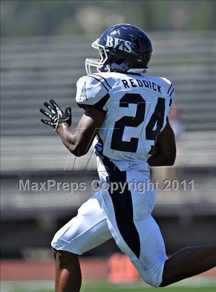 Thumbnail 2 in Timpview vs. Bakersfield (Mission Viejo Football Classic) photogallery.