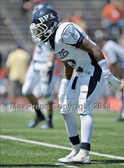 Thumbnail 2 in Timpview vs. Bakersfield (Mission Viejo Football Classic) photogallery.