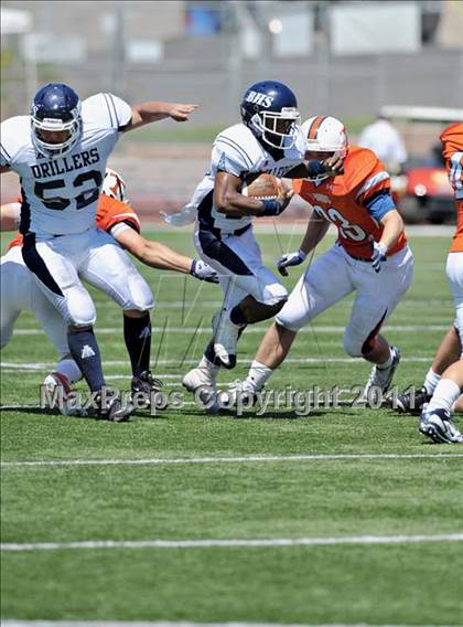 Thumbnail 3 in Timpview vs. Bakersfield (Mission Viejo Football Classic) photogallery.