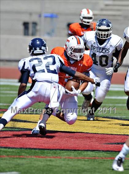 Thumbnail 2 in Timpview vs. Bakersfield (Mission Viejo Football Classic) photogallery.