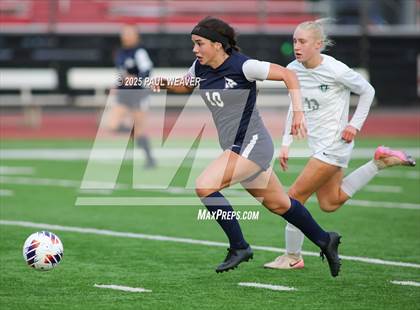 Thumbnail 3 in Lewisburg vs. Central Columbia (PIAA D4 Class 2A Quarterfinal) photogallery.