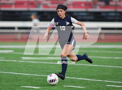 Thumbnail 3 in Lewisburg vs. Central Columbia (PIAA D4 Class 2A Quarterfinal) photogallery.
