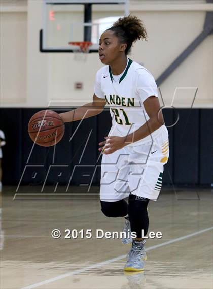 Thumbnail 2 in Bishop O'Dowd vs. Vanden (CIF NorCal Regional D3 Final) photogallery.
