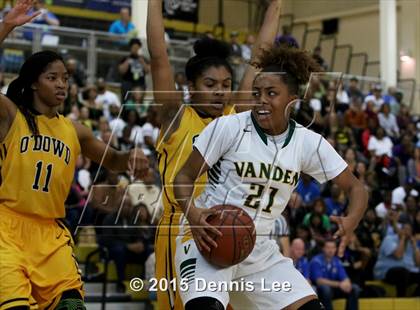 Thumbnail 2 in Bishop O'Dowd vs. Vanden (CIF NorCal Regional D3 Final) photogallery.