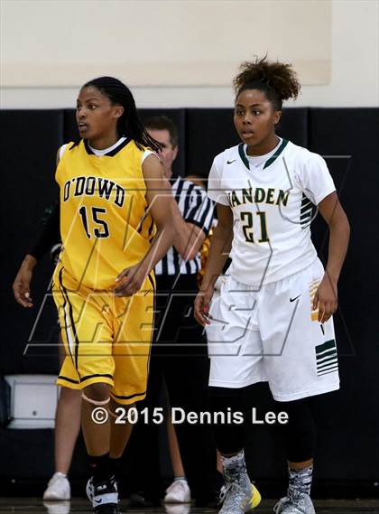 Thumbnail 3 in Bishop O'Dowd vs. Vanden (CIF NorCal Regional D3 Final) photogallery.