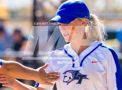 Thumbnail 3 in Legend vs. Dakota Ridge (CHSAA 5A Region 6 Playoff) photogallery.