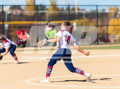 Thumbnail 2 in Legend vs. Dakota Ridge (CHSAA 5A Region 6 Playoff) photogallery.