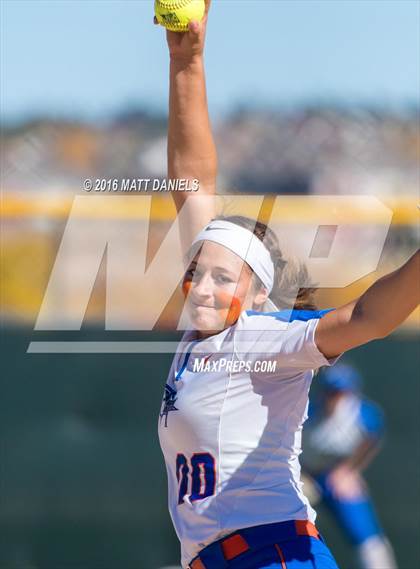 Thumbnail 3 in Legend vs. Dakota Ridge (CHSAA 5A Region 6 Playoff) photogallery.