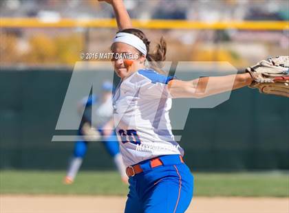Thumbnail 2 in Legend vs. Dakota Ridge (CHSAA 5A Region 6 Playoff) photogallery.