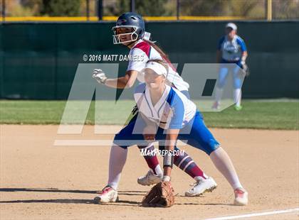 Thumbnail 3 in Legend vs. Dakota Ridge (CHSAA 5A Region 6 Playoff) photogallery.