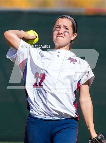 Thumbnail 2 in Legend vs. Dakota Ridge (CHSAA 5A Region 6 Playoff) photogallery.