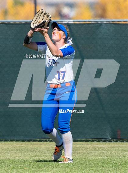 Thumbnail 1 in Legend vs. Dakota Ridge (CHSAA 5A Region 6 Playoff) photogallery.
