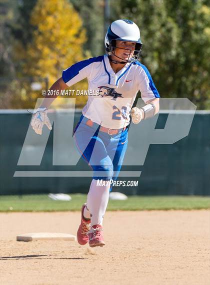 Thumbnail 3 in Legend vs. Dakota Ridge (CHSAA 5A Region 6 Playoff) photogallery.