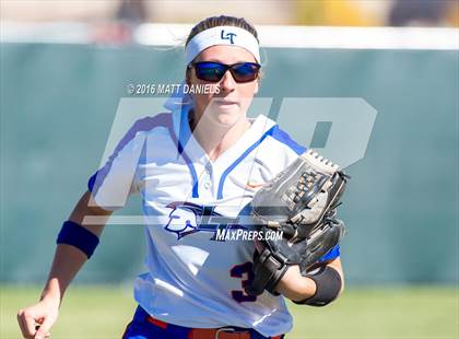 Thumbnail 2 in Legend vs. Dakota Ridge (CHSAA 5A Region 6 Playoff) photogallery.